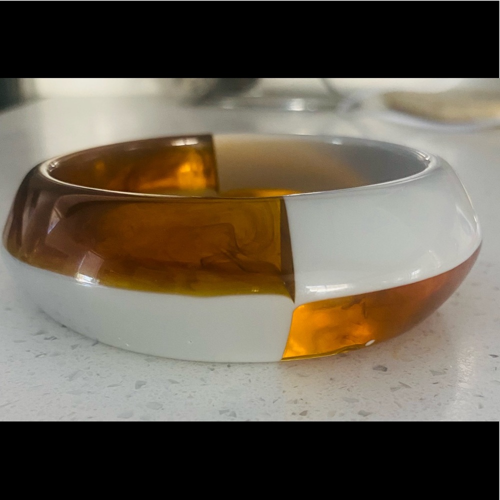 Amber/gray bracelet